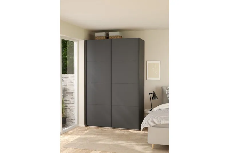 Elvos Garderobe 139x220 cm - Svart - Oppbevaring - Garderober & garderobesystem