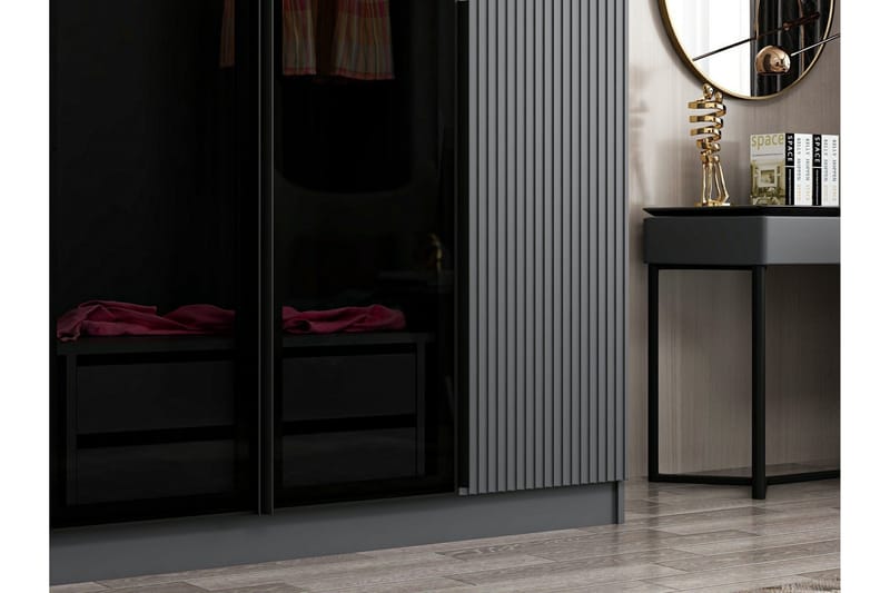 Fruitland Garderobe 180 cm - Antrasitt - Oppbevaring - Garderober & garderobesystem