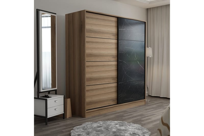 Fruitland Garderobe 220 cm - Brun/Svart - Oppbevaring - Garderober & garderobesystem