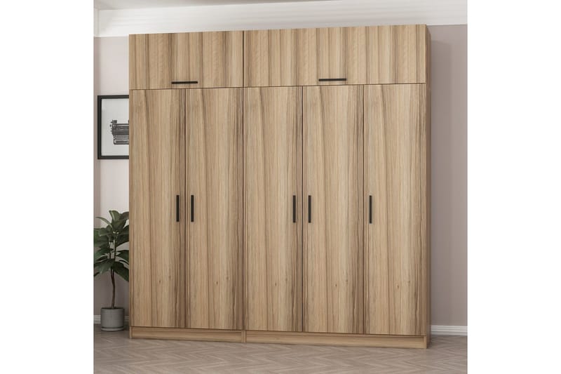 Fruitland Garderobe 225 cm - Brun - Oppbevaring - Garderober & garderobesystem