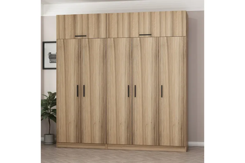 Fruitland Garderobe 225 cm - Brun - Oppbevaring - Garderober & garderobesystem