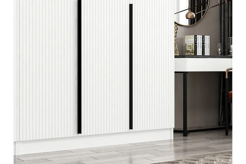 Fruitland Garderobe 225 cm - Hvit - Oppbevaring - Garderober & garderobesystem