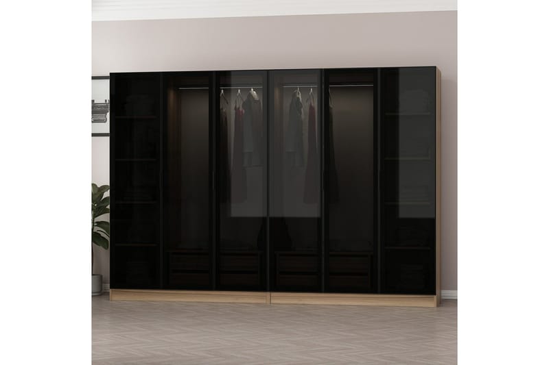 Fruitland Garderobe 270 cm - Brun - Oppbevaring - Garderober & garderobesystem