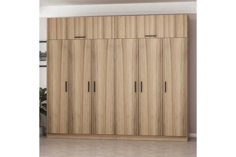 Fruitland Garderobe 270 cm - Brun - Oppbevaring - Garderober & garderobesystem