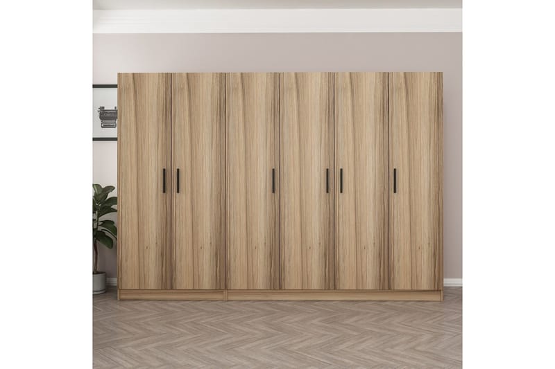 Fruitland Garderobe 270 cm - Brun - Oppbevaring - Garderober & garderobesystem