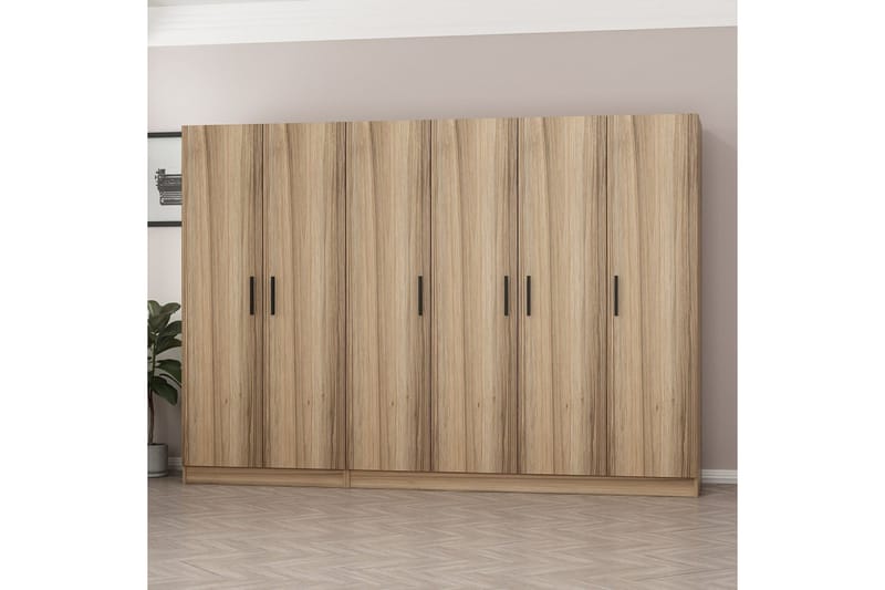 Fruitland Garderobe 270 cm - Brun - Oppbevaring - Garderober & garderobesystem