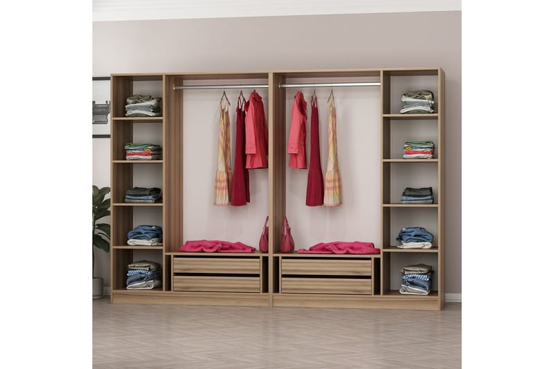 Fruitland Garderobe 270 cm - Brun - Oppbevaring - Garderober & garderobesystem