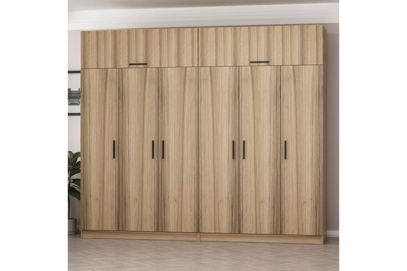 Fruitland Garderobe 270 cm - Brun - Oppbevaring - Garderober & garderobesystem