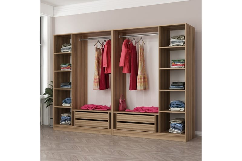 Fruitland Garderobe 270 cm - Brun - Oppbevaring - Garderober & garderobesystem