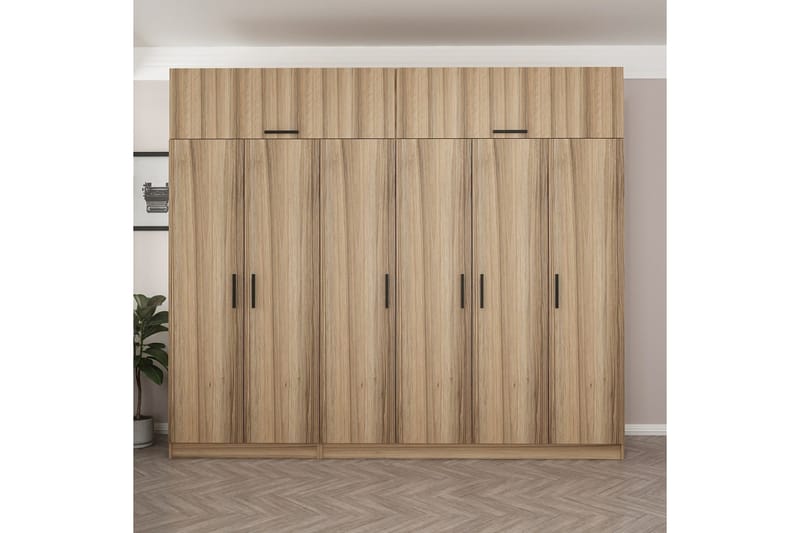 Fruitland Garderobe 270 cm - Brun - Oppbevaring - Garderober & garderobesystem