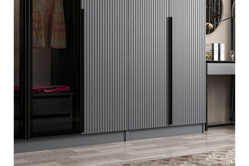 Fruitland Garderobe 315 cm - Antrasitt - Oppbevaring - Garderober & garderobesystem