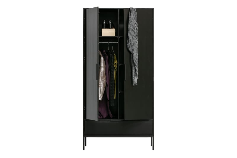 Garderobe Wanberg - Oppbevaring - Garderober & garderobesystem - Garderobeskap