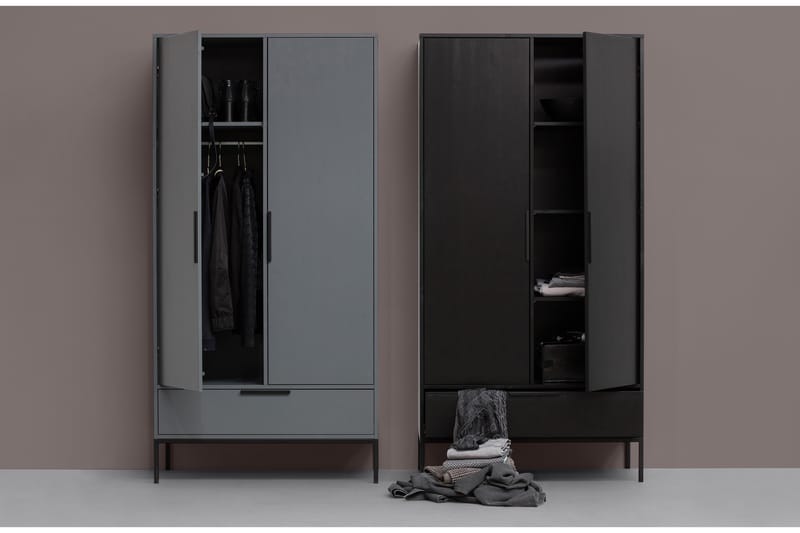 Garderobe Wanberg - Oppbevaring - Garderober & garderobesystem - Garderobeskap