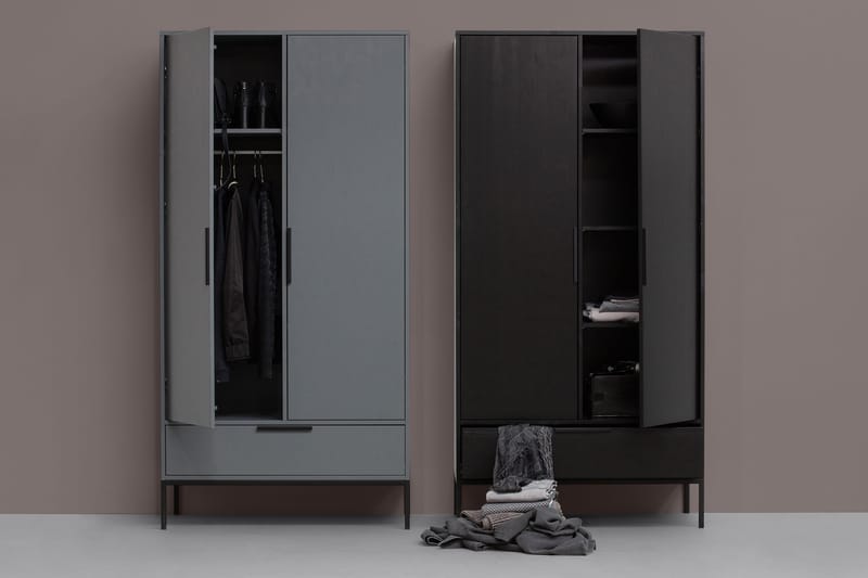 Swichor Garderobe 100 cm i Malt Tre - Sort - Oppbevaring - Garderober & garderobesystem - Garderobeskap