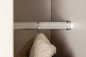 Garderobeskap uten speil Venture Home Nice garderobeskap 60x177 cm beige Beige - Oppbevaring - Garderober & garderobesystem