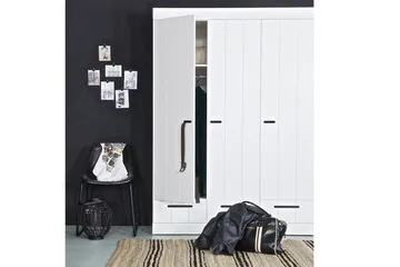 Varius Garderobe 140 cm 3 Dører 3 Skuffer - Hvit Furu - Oppbevaring - Garderober & garderobesystem - Garderobeskap