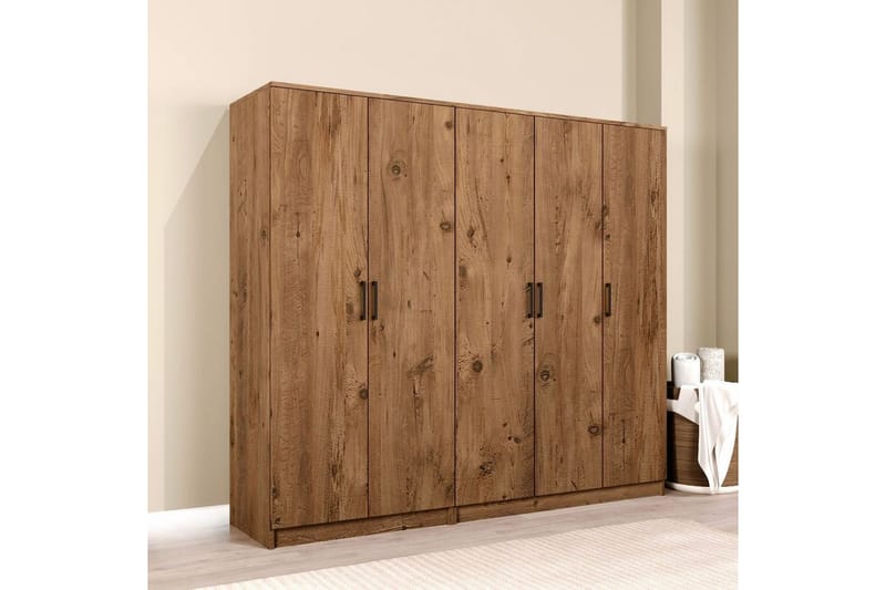 Olera Garderobe 200x180 cm - Natur - Oppbevaring - Garderober & garderobesystem