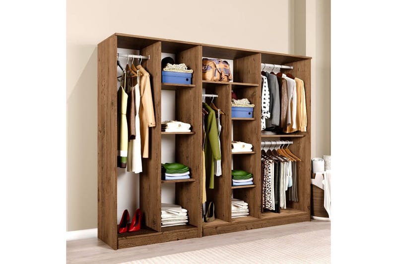 Olera Garderobe 220x180 cm - Natur - Oppbevaring - Garderober & garderobesystem