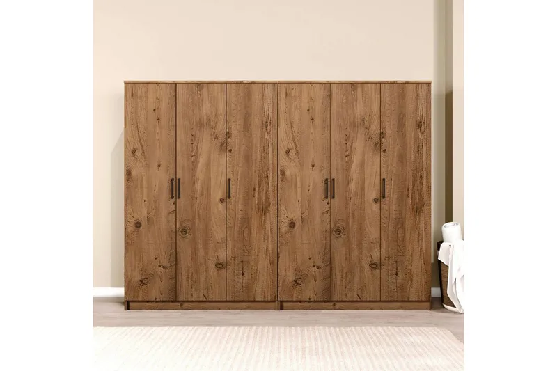 Olera Garderobe 240x180 cm - Natur - Oppbevaring - Garderober & garderobesystem
