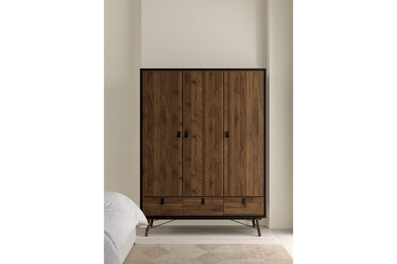Tadami Garderobe 150x200 cm - Svart/Natur - Oppbevaring - Garderober & garderobesystem