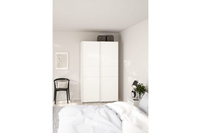 Takeru Garderobe 119x200 cm - Hvit - Oppbevaring - Garderober & garderobesystem