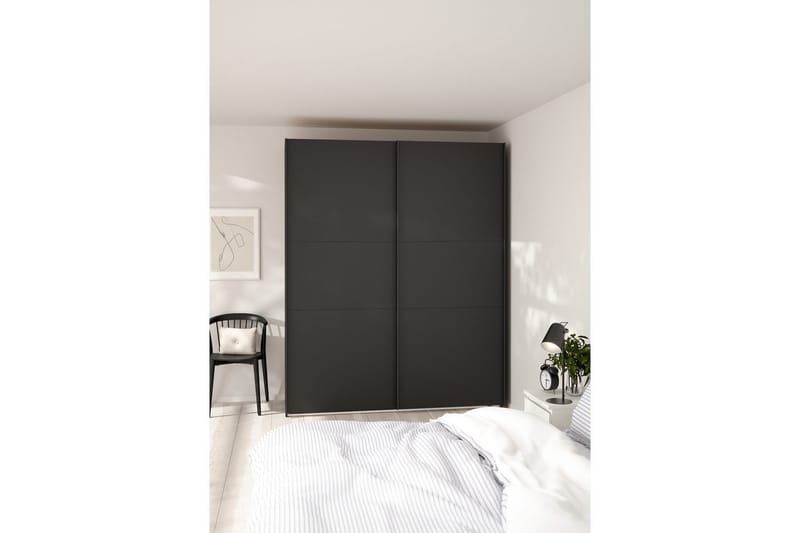 Takeru Garderobe 179x221 cm - Svart - Oppbevaring - Garderober & garderobesystem