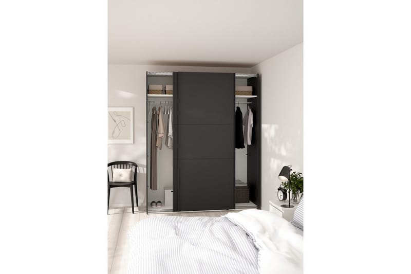Takeru Garderobe 179x221 cm - Svart - Oppbevaring - Garderober & garderobesystem