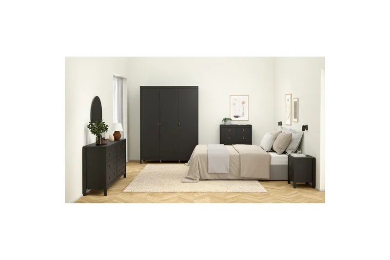 Vallvidera Garderobe 150x199 cm - Svart - Oppbevaring - Garderober & garderobesystem