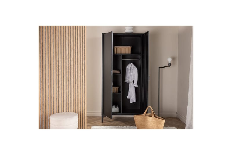Garderobe Piring - Svart - Oppbevaring - Hylle - Oppbevaringshylle - Lagerhylle
