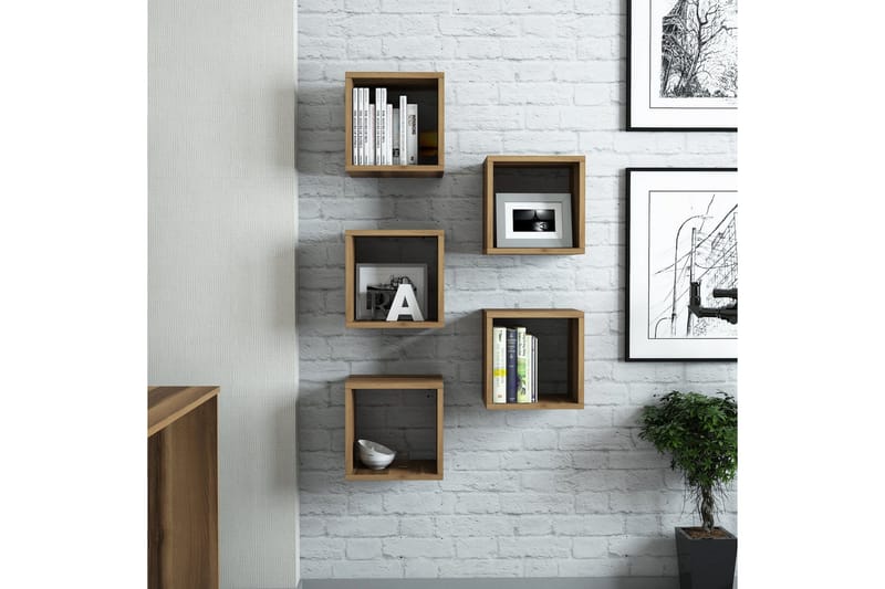 Hovdane Vegghylle 30 cm i Tre - Brun - Oppbevaring - Hylle - Vegghylle