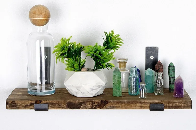 Hueter Vegghylle 40 cm - Svart / Valnøtt - Oppbevaring - Hylle - Vegghylle