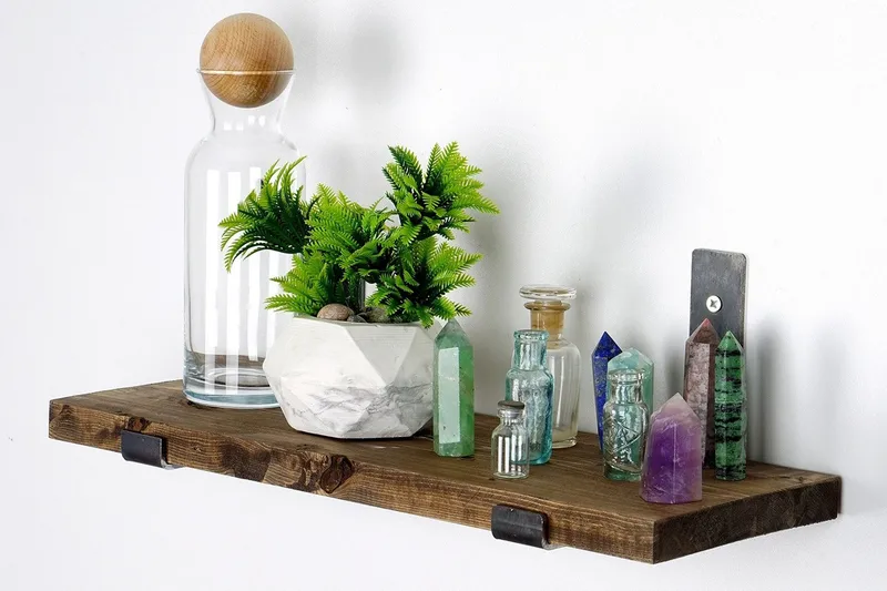 Hueter Vegghylle 40 cm - Svart / Valnøtt - Oppbevaring - Hylle - Vegghylle