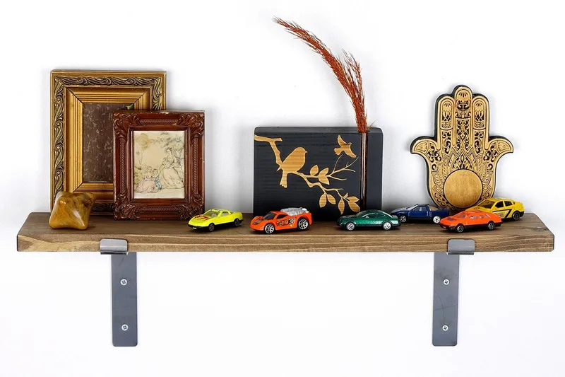 Lilamae Vegghylle 60 cm - Svart / Valnøtt - Oppbevaring - Hylle - Vegghylle