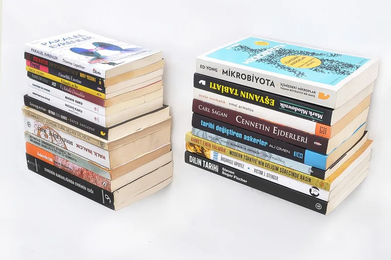 Noke Vegghylle 21 cm - Svart / Hvit - Oppbevaring - Hylle - Vegghylle