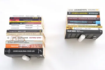 Noke Vegghylle 21 cm - Svart / Hvit - Oppbevaring - Hylle - Vegghylle