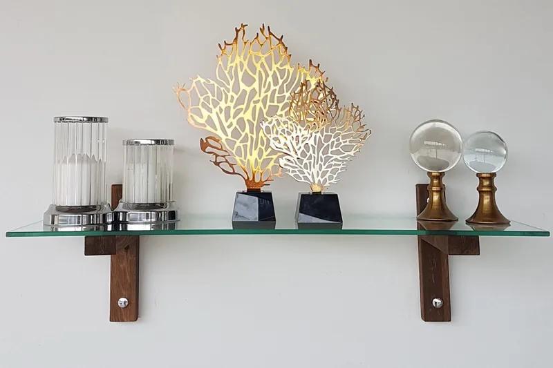 Quezad Vegghylle 85 cm - Valnøtt - Oppbevaring - Hylle - Vegghylle