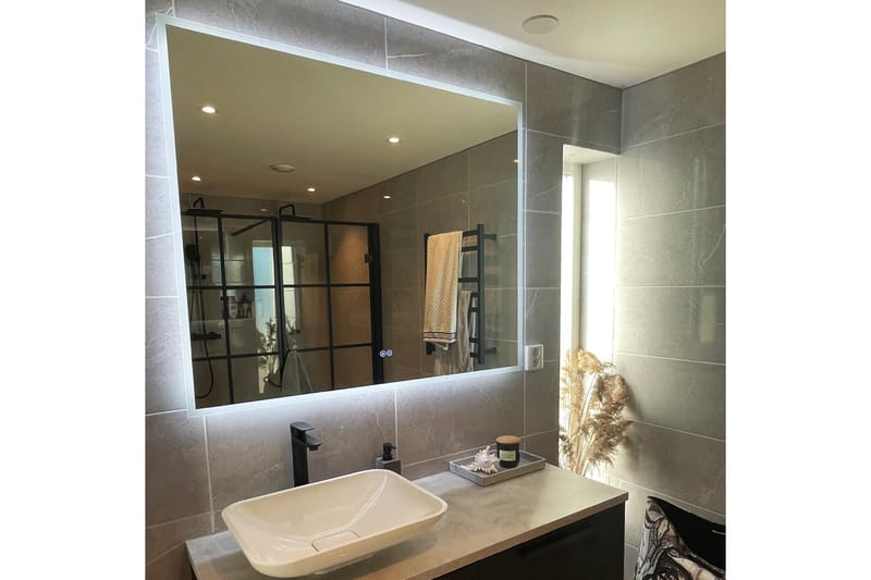 Baderomsspeil 120x100 cm med LED-belysning og anti-dugg - Interiør - Baderomsinnredning - Baderomsspeil