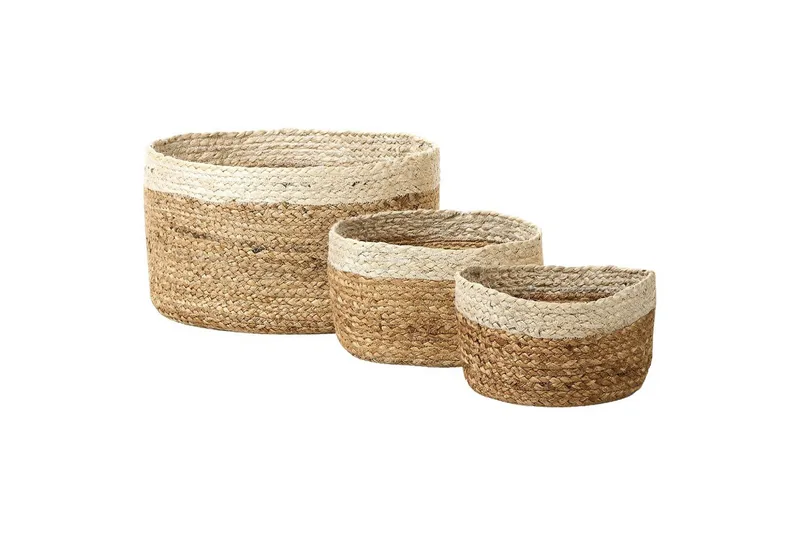 Kurv Tajori sett på 3