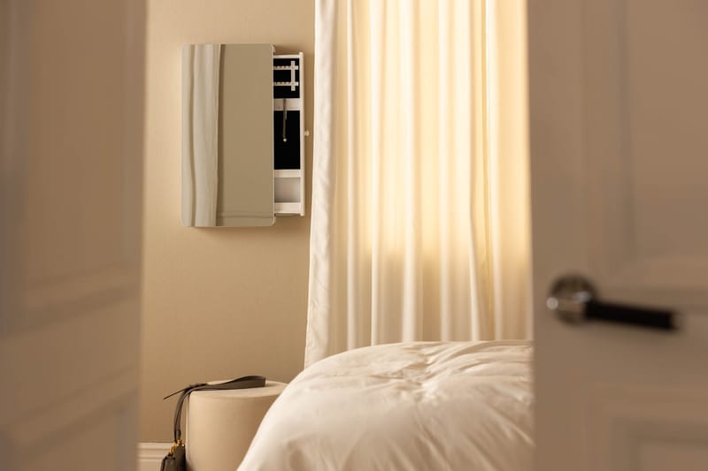 Veggskap Moreno med Speil - Hvit - Oppbevaring - Oppbevaring til småting - Oppbevaring smykker - Smykkestativ & smykkeskrin