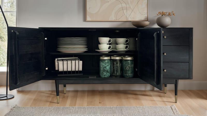 Beluna skjenk 160 cm - dypsvart med gullfargede detaljer - Oppbevaring - Oppbevaringsmøbler - Sideboard & skjenk