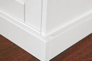 Livesey Skjenkvitrine - Hvit/Natur - Oppbevaring - Oppbevaringsmøbler - Kommode