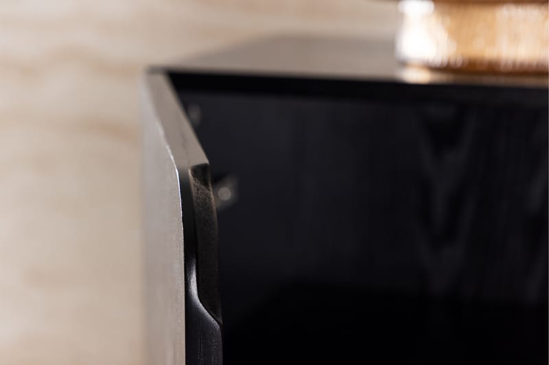 Sideboard & skänk VIND Black - Oppbevaring - Oppbevaringsmøbler - Sideboard & skjenk