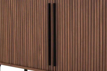 Noira Smalt Sideboard Ribbet Valnøtt 150x45 cm - Valnøtt / Brun - Oppbevaring - Oppbevaringsmøbler - Sideboard & skjenk