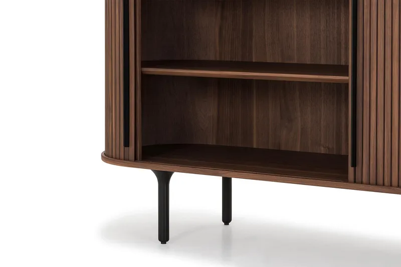 Noira Smalt Sideboard Ribbet Valnøtt 150x45 cm - Valnøtt / Brun - Oppbevaring - Oppbevaringsmøbler - Sideboard & skjenk