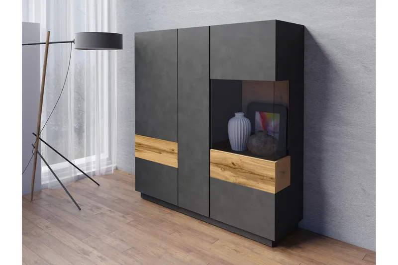 Tomeka Sideboard i Tre med Glassdør - Svartgrå - Oppbevaring - Oppbevaringsmøbler - Sideboard & skjenk