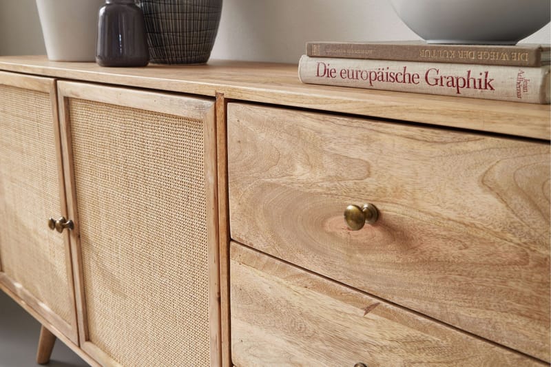 Willowdale Skjenk 140 cm i Tre med Rottingdør - Brun - Oppbevaring - Oppbevaringsmøbler - Sideboard & skjenk