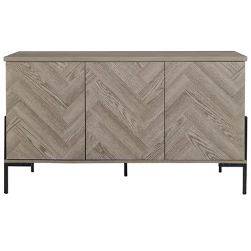 Skjenk Loft24 Charlene Naturfarget fiskebein/naturfarget eik 3 dører - Naturfarget eik i fiskebeinsmønster / naturfarget eik - Oppbevaring - Oppbevaringsmøbler - Sideboard & skjenk