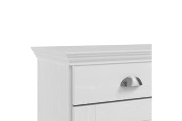 Skjenk Motala Hvit - Hvit - Oppbevaring - Oppbevaringsmøbler - Sideboard & skjenk