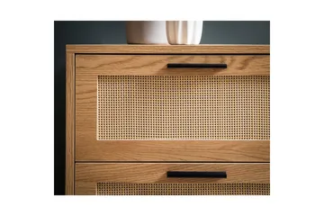 Skjenk Wohnling Melaminbelagt MDF Eik Optikk 3 Skuffer 1 Dør med Rattan Front Moderne - Møbler - Bord - Avlastningsbord & sidobord - Lampebord & sidebord