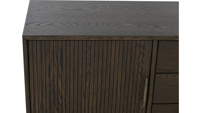 Skjenk Porsvik - brunlakkert eikefiner - Oppbevaring - Oppbevaringsmøbler - Sideboard & skjenk